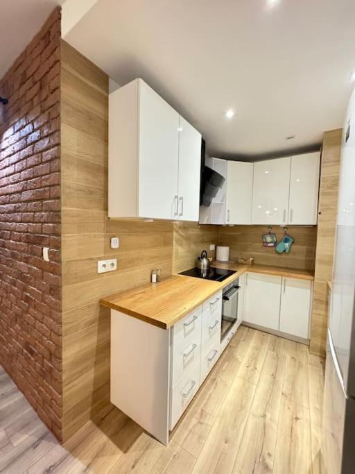 קרקוב Danka 6Th Floor Chic Apartment מראה חיצוני תמונה